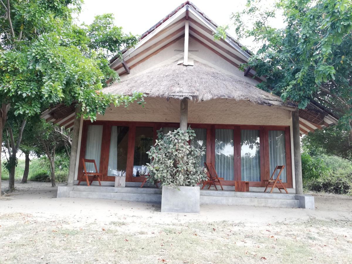 Giman Free Beach Resort Passikudah Exteriör bild